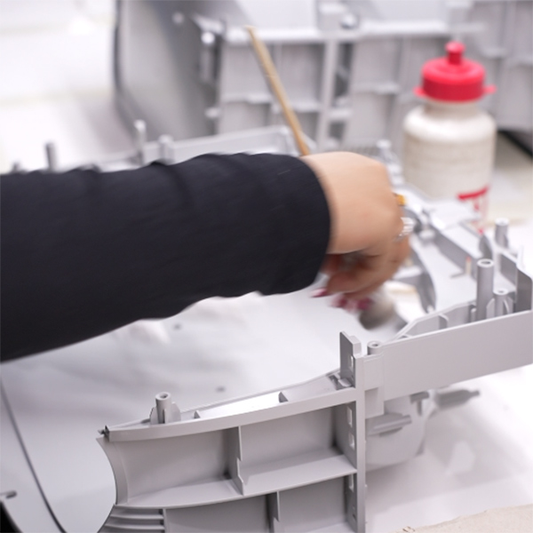 大银塑胶-扫地机器人odm制造厂家