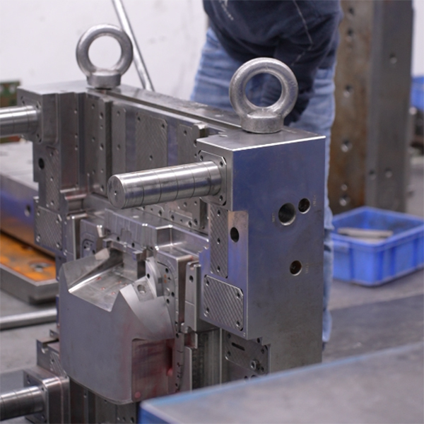 大银塑胶-越南模具注塑厂家视频