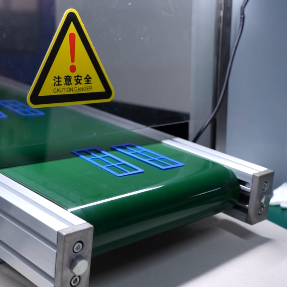 大银塑胶-东莞注塑成型塑胶模具