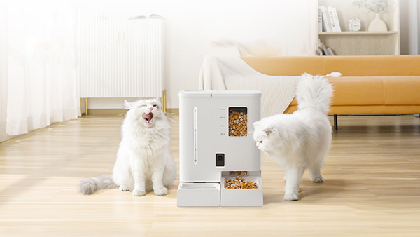 大银塑胶扫地机器人