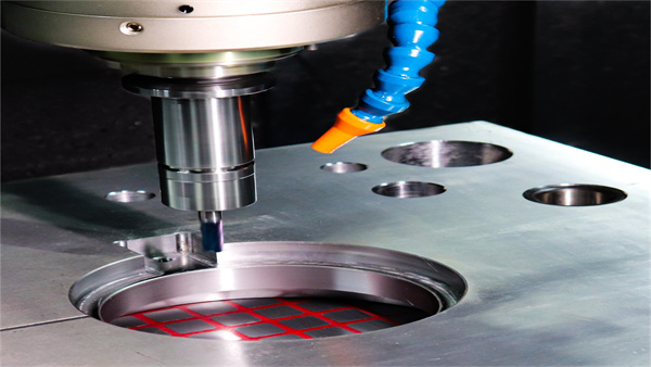 大银塑胶生产设备CNC