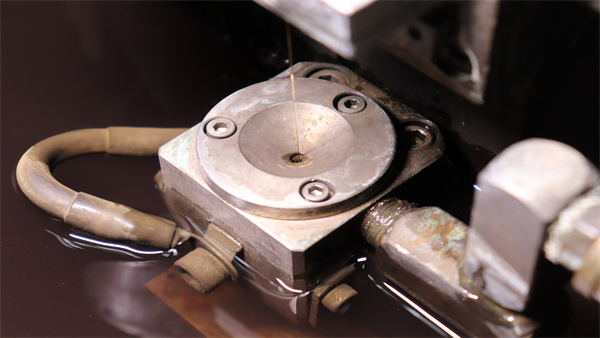 注塑模具生产厂家-大银塑胶