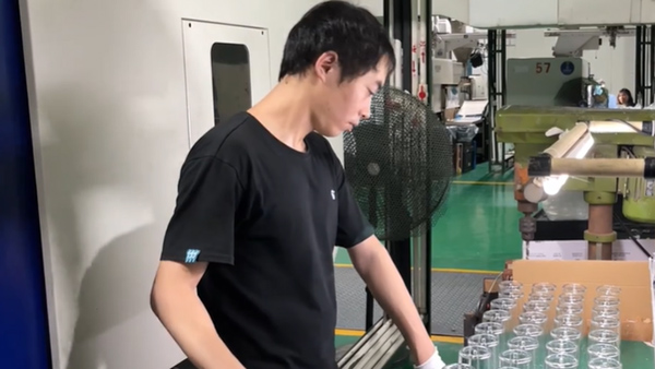 产品注塑模具厂的喷流纹现象和解决方法