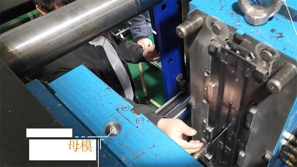 注塑模具价格大约多少，塑料流动性怎么分类？