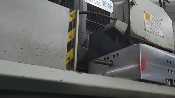 长续航扫地机器人的基本清洁工作原理