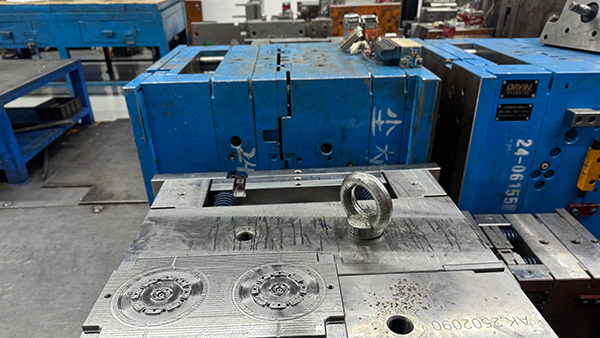 充电式扫地机定制如何考虑塑料原料成本原则