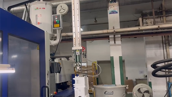 自动充电扫地机定制