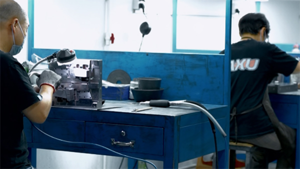 扫地机家用代工