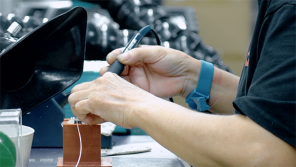 自动充电扫地机代工