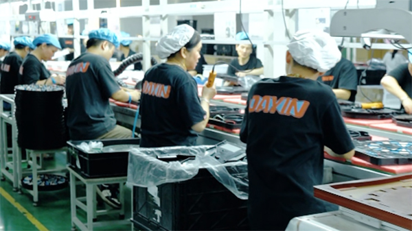 深圳扫地机器人odm成型过程中的操作规范