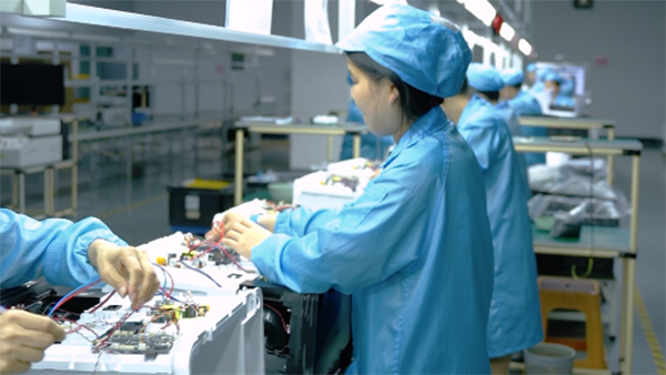 浅谈智能宠物喂食器使用生产加工的背压原理