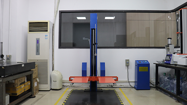 自动定时定量喂食器注塑模具生产工艺