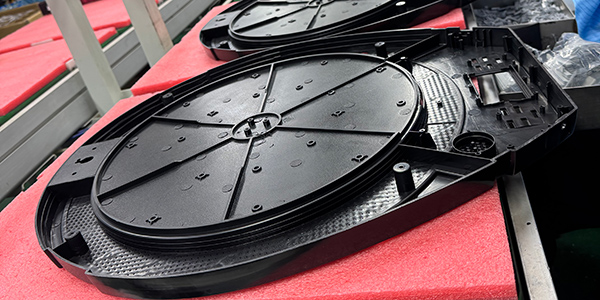 越南注塑自动化加工厂所用的是什么塑料成分？