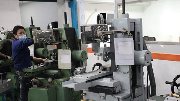 注塑塑料产品加工设计的时候考虑哪些结构