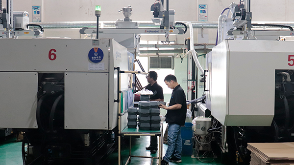 注塑加工生产工厂成型时需要注意哪些方面的温度