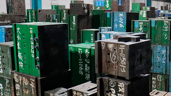 东莞塑胶注塑加工模具型腔尺寸和塑料收缩率有何关系？