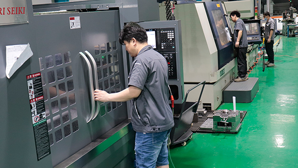 塑料产品注塑加工揭晓不一样模具结构成型痕迹的应用