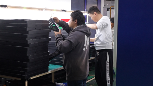 飞镖靶加工厂家注射量的比例越大为何越容易产生混色？