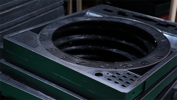 模具制造加工厂家加工生产中造成颜色不稳定的影响因素