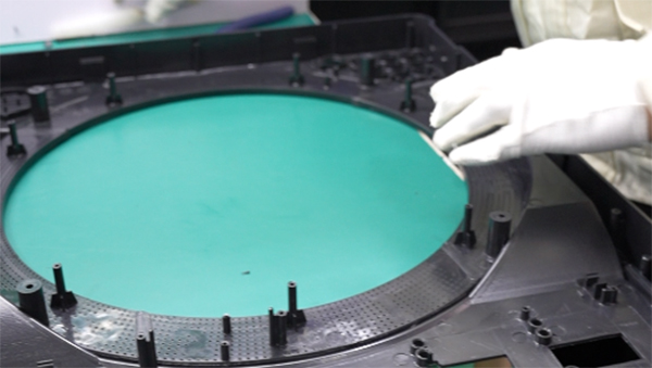 扫地机开模注塑还要重视配色颜料对注塑件强度的影响