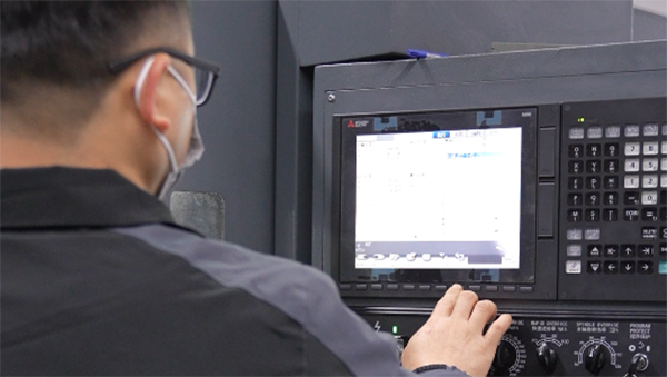 家用扫地机塑料模具注塑件型孔与型槽要素形体分析