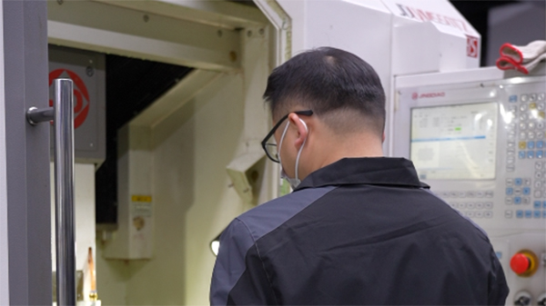 东莞飞镖靶加工厂家分享精品模具的应用领域