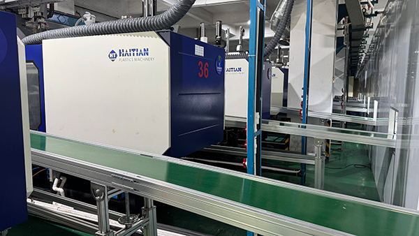 飞镖靶注塑厂家的塑胶制品一些事项