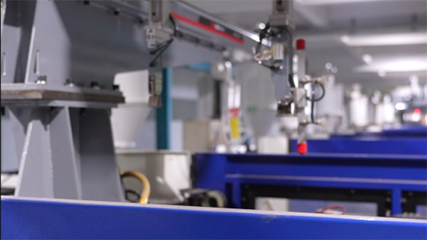 注塑成型模具工厂工艺和产品特性如何平衡？