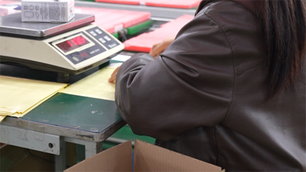 自助宠物喂食器厂家说说预防加工时的损害办法