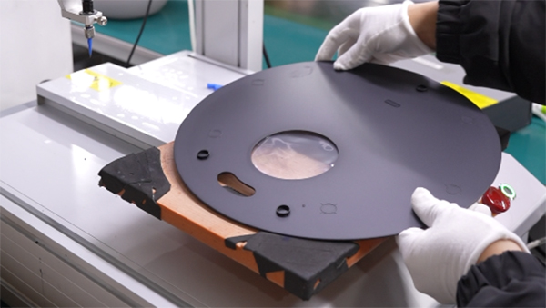 东莞精密模具加工厂家从多个方面解读注塑加工优势