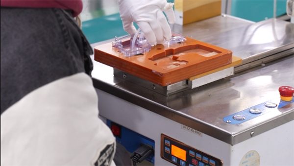 简单说说广东塑胶模具公司的装配技巧