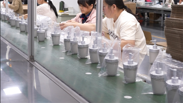 扫地机器人配件代工的零件有什么特点