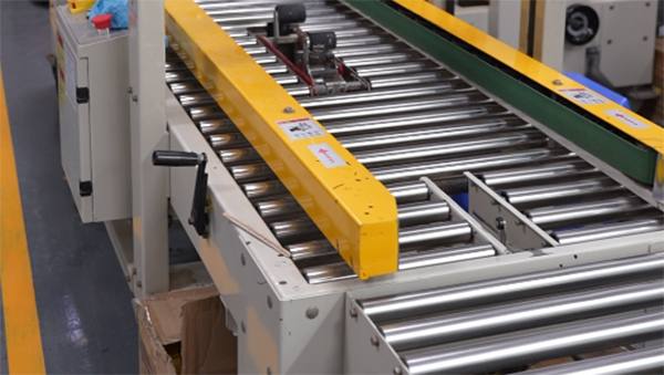 智能扫地机OEM厂家说说模具设计时型腔的布局与横架