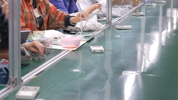 精密注塑模具零件加工要求详解：核心维度与镶针专项标准