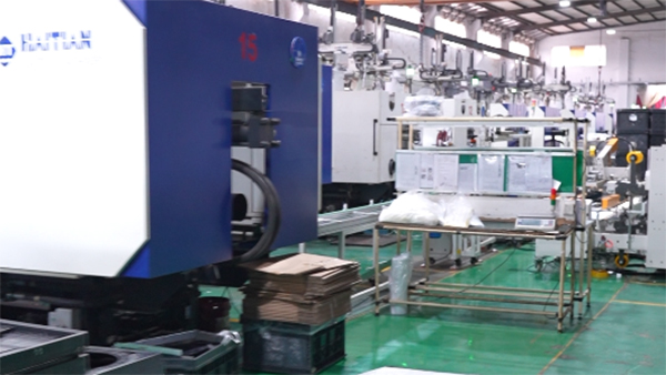 东莞订制塑胶模具厂熔接痕成因解析