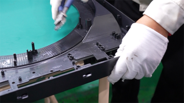 深圳加工注塑厂：模具安装4大核心建议与风险防控指南