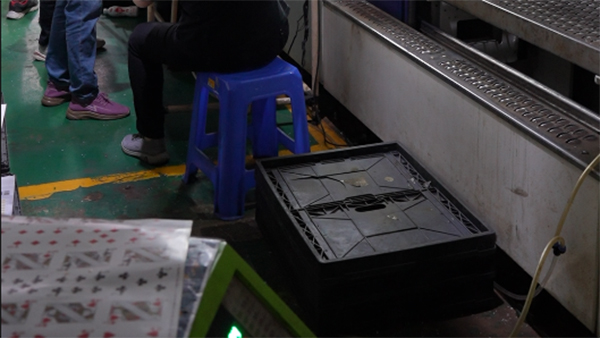 扫地机器人工厂视角：激光与视觉导航，谁更有未来？