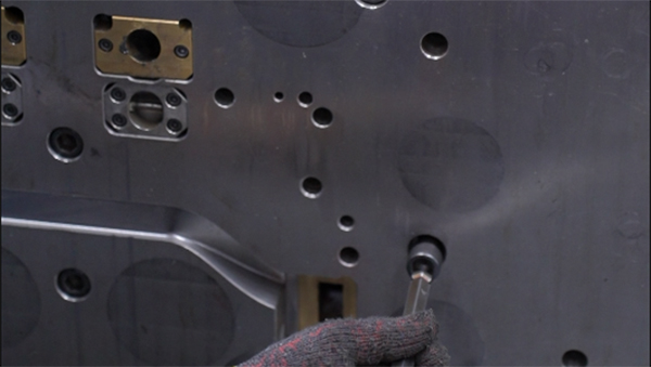 扫地机器人厂商揭秘：选购最该关注的核心参数