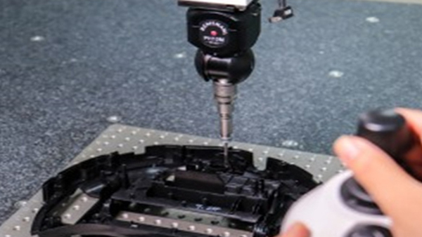 扫地机器人模具定制：注塑材料选型指南与核心原则