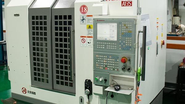 越南注塑成型加工成本全拆解：人工、原料、运输三项指标对比中国工厂