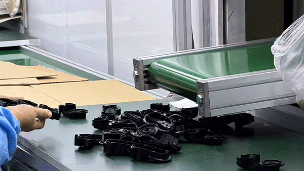 清洁家电模具注塑_扫地机吸尘器塑胶件制造_东莞大银塑胶 清洁家电模具注塑_扫地机吸尘器塑胶件制造_东莞大银塑胶