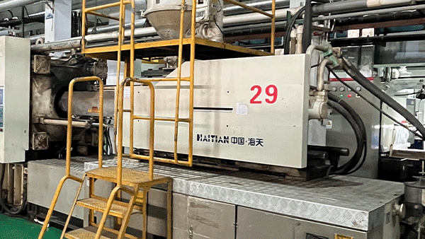 注塑成型模具工厂_精密塑胶模具制造_东莞大银塑胶 注塑成型模具工厂_精密塑胶模具制造_东莞大银塑胶
